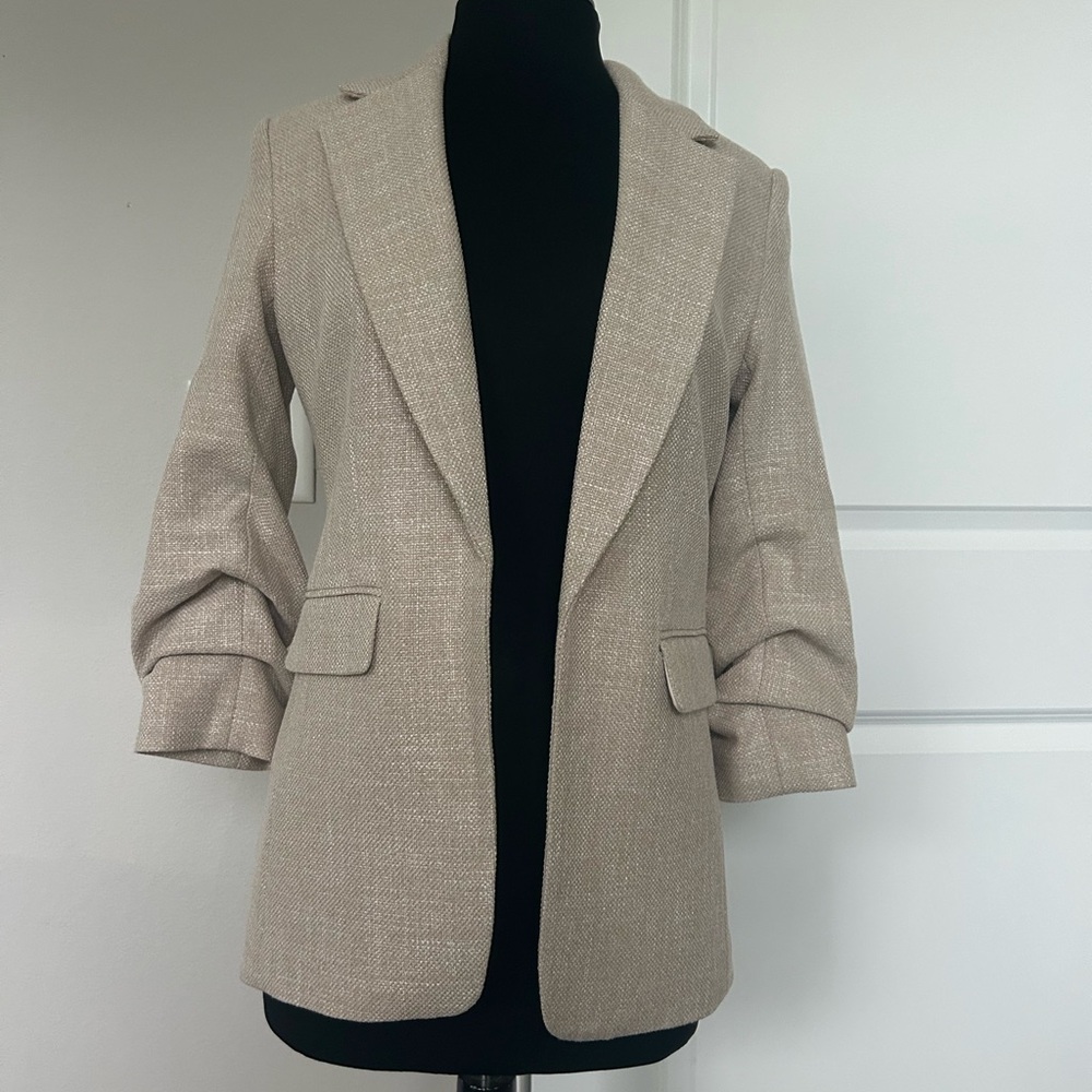 Light Beige  Blazer with Notched Lapels - Picture 2 of 6